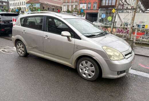 Toyota 2.0 Turbo D-4D Linea Sol