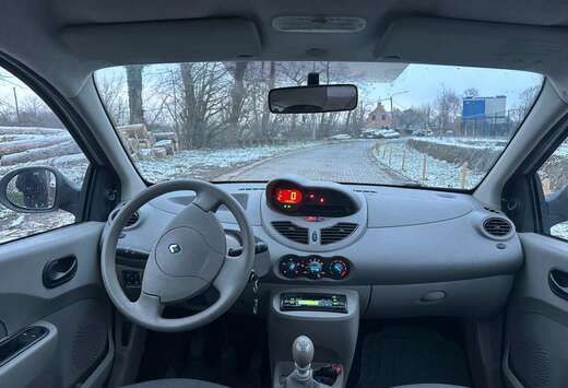 Renault 1.2i Authentique