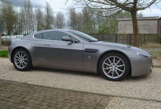 Aston Martin V8 4.3 Sportshift