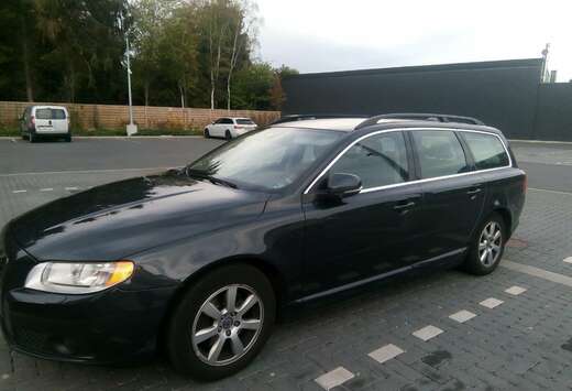 Volvo V70 D2 Momentum