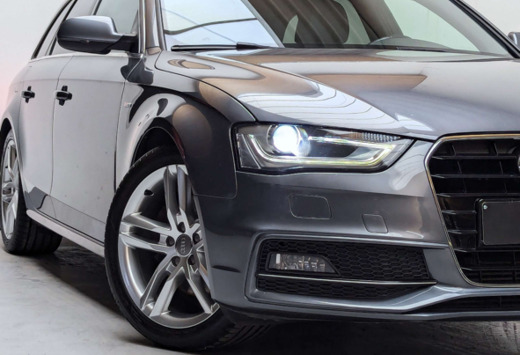 Audi A4 Avant 2.0 TDi S line