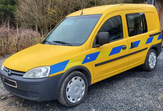 Opel 1.7 DTH CDTi Essentia (Hayon/Achterklep)