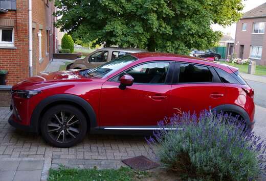 Mazda SkyActiv-D 105 2WD Sports-Line full option