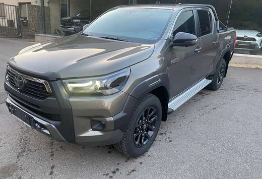 Toyota 2.8 D-4D 4WD Invincible