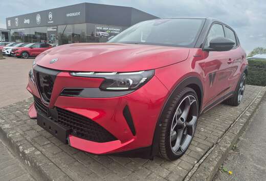 Alfa Romeo e-Junior 54 kWh Elettrica 280 Veloce