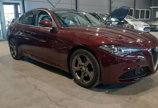 Alfa Romeo 2.0 T AWD Veloce Q4