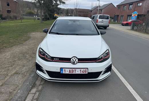Volkswagen Golf 7.5  2.0 TSI