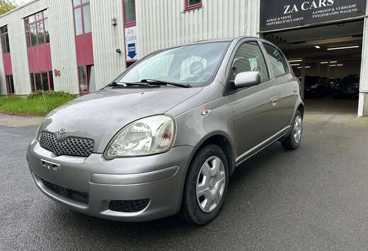 Toyota Yaris 1.0i VVT-i 16v Linea Sol