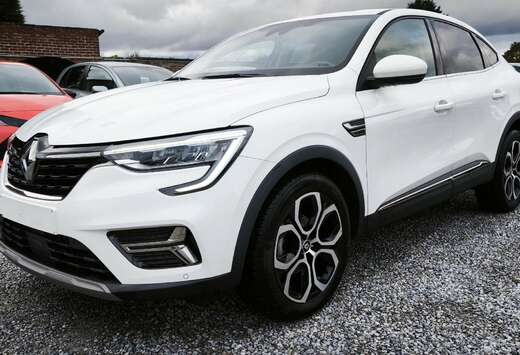 Renault _1.3 i Hyb(140CH)_2023EU.6D_AUT_52.000KM