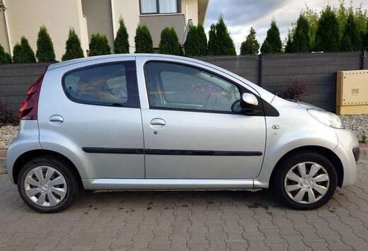 Peugeot 107 1.0i 12v Trendy