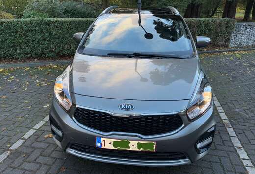 Kia Carens 1.7 CRDi Navi Edition+ DCT