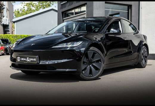 Tesla PREMIUM RWD°AUTOPILOT°PANO°18°