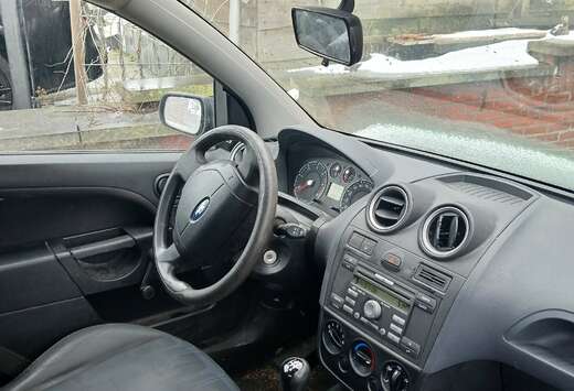 Ford Fiesta 1.4 TDCi Titanium