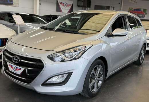 Hyundai i30 SW 1.6 CRDi*PDC*REG*CLIM