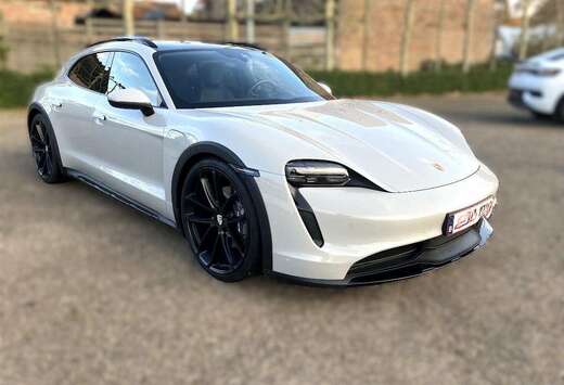 Porsche Taycan 4 Cross Turismo