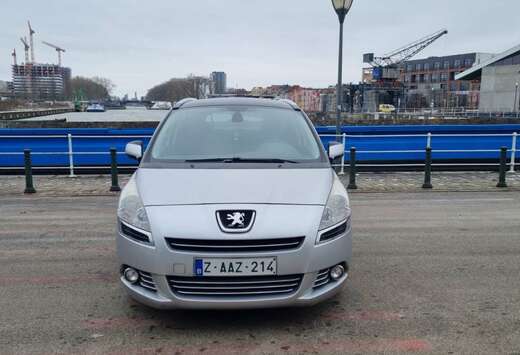 Peugeot 1.6 HDi Style 7 Places
