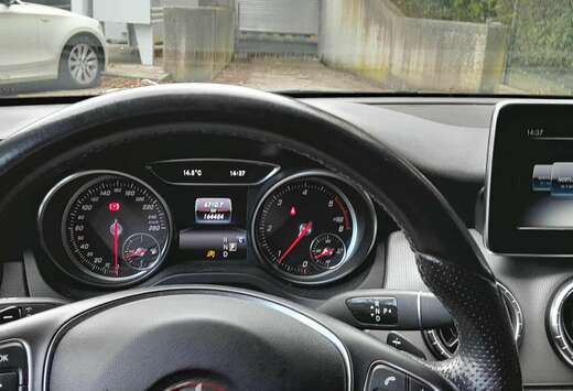 Mercedes-Benz Shooting Brake d 7G-DCT