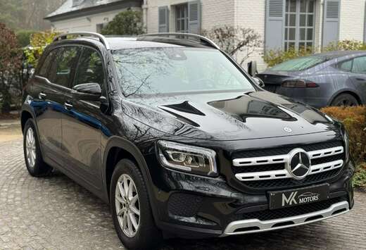 Mercedes-Benz d/ Panodak/ Virtual cockpit/Camera/ LED