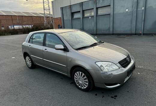 Toyota 1.6i VVT-i 16v Linea Luna AIRCO CLIMATISÉ