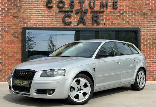 Audi A3 Sportback 2.0i 16v FSI Ambiente Tiptronic