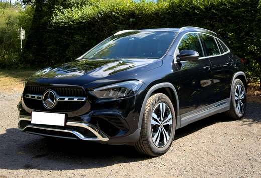 Mercedes-Benz GLA 180 d Business Line Business Line