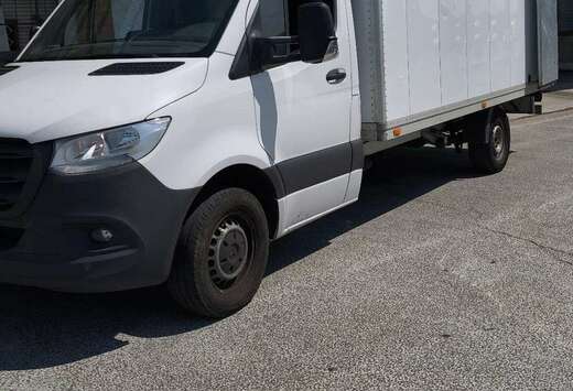 Mercedes-Benz 316 CDI 22m Maxi Navi