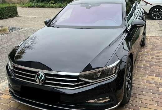 Volkswagen Passat Variant 1.6 TDI SCR DSG Comfortline