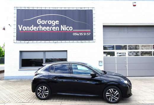 Peugeot 1.2i 5d. Allure CARPLAY,CAMERA,NAV,CRUISE,FUL ...