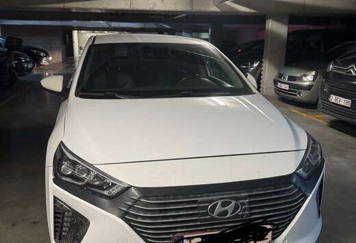 Hyundai PHEV 1.6 GDi Premium DCT