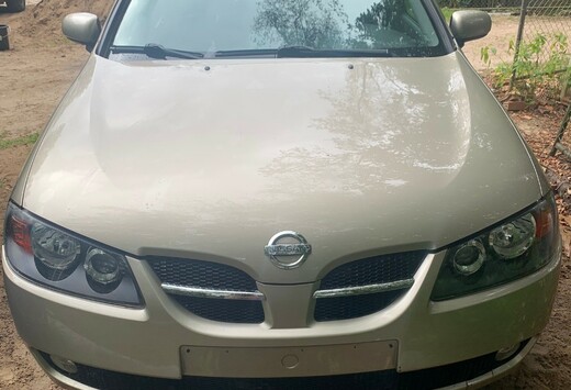 Nissan Almera II Hatchback (N16) Benzine 130.000km