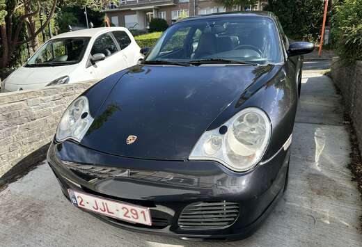 Porsche Carrera 4S
