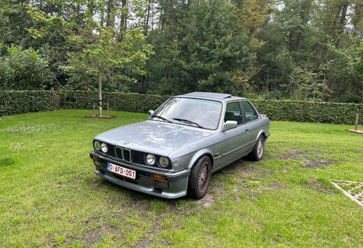 BMW 325e