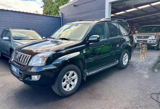 Toyota 3.0 D4D VIP * car pass * super etat * 5 ou 2 p ...