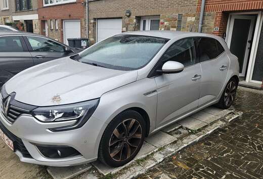 Renault 1.2 TCe Energy Bose Edition EDC