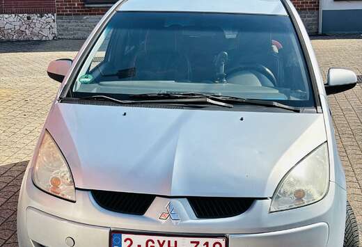 Mitsubishi 1.3i 16v Inform Look