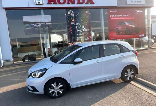 Honda 1.5 HYBRIDE CVT ELEGANCE