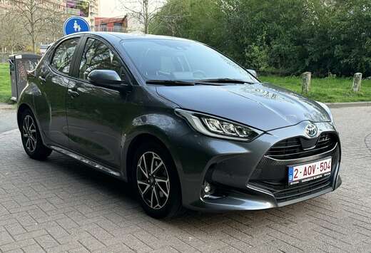 Toyota 1.5i Dual VVT-iE Iconic CVT