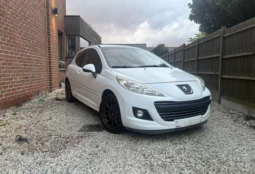 Peugeot 1.6 HDi X Line 99g FAP
