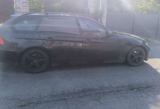 BMW Touring 320d 163ch Premiere