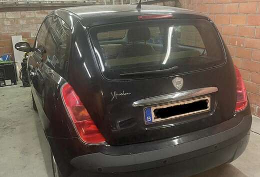 Lancia 1.2i 8v