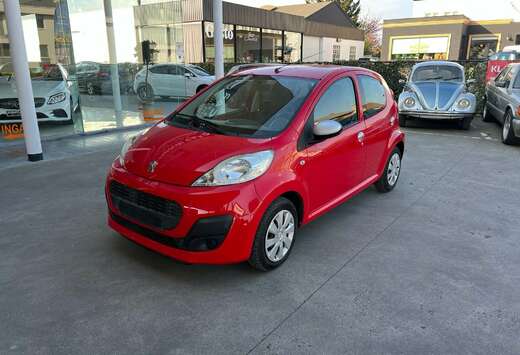 Peugeot (70) 68 Access