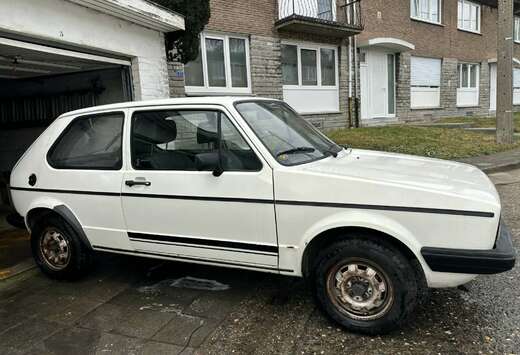 Volkswagen Golf 1 Année 1983 Roule Correctement