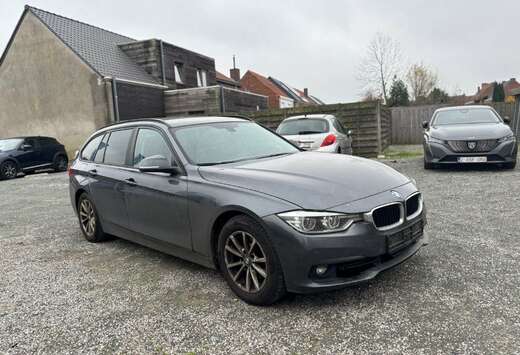 BMW 318i Touring Aut. Sport Line