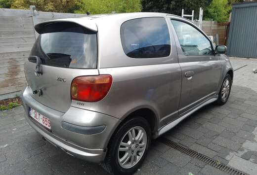 Toyota 1.0i VVT-i 16v Linea Luna