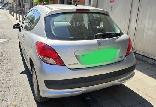 Peugeot 1.4i Active