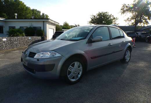 Renault 1.6i 16v Airco/Gekeurd/130.000km