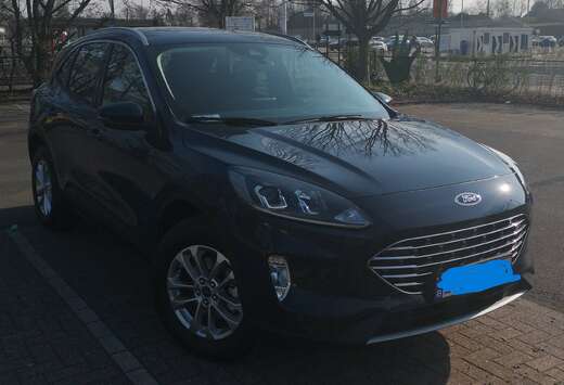 Ford Kuga 2.5 Duratec FHEV TITANIUM