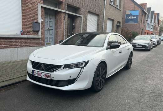 Peugeot BlueHDi 130 EAT8 Allure