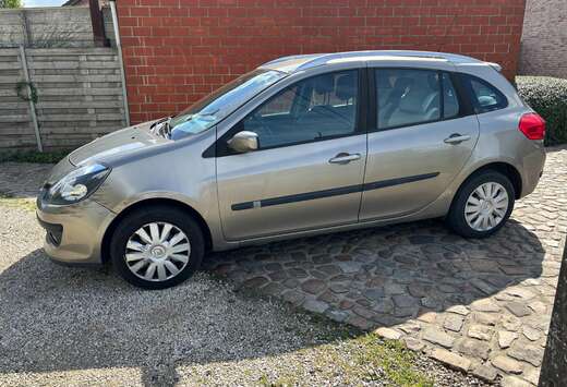 Renault Clio 1.2i 16v Authentique