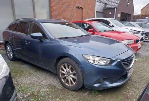 Mazda 2.2 D 4WD Skydrive Premium Edition